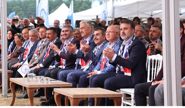 Başkan Vekili Biba: "Bursa ve Erzurum iki manevi kaledir"