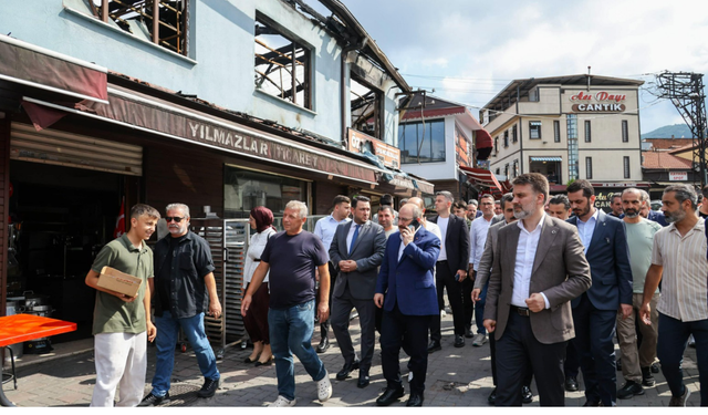 Kayhan Çarşısı'nda yaralar sarılıyor