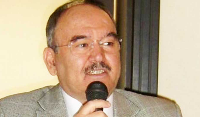 Eski İzmir Büyükşehir Belediye Başkanı Burhan Özfatura 83 yaşında hayatını kaybetti. Burhan Özfatura neden öldü, hastalı