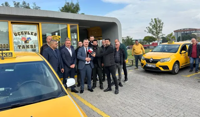 Anahtar Parti Bursa'dan taksi esnafına destek... Kuralsız taşımacılığa karşıyız