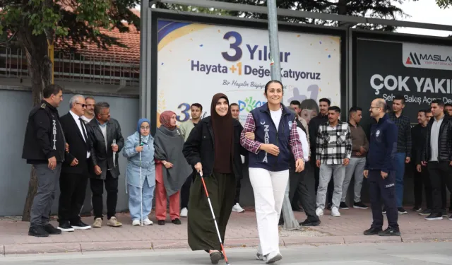 Konya Zabıtası'na görme engelli bireylerden farkındalık eğitimi