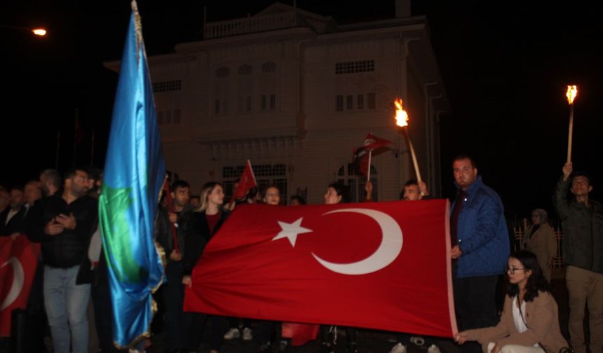 ''Siz Bölücübaşı Öcalan’ı Yanınıza Alın Biz de Yüce Türk Milletini Alalım!''