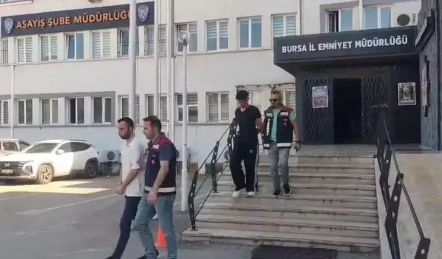 Bursa'da "Savcıyız" Diyerek 700 Bin Liralık Altın Dolandırıcılığı Yaptılar