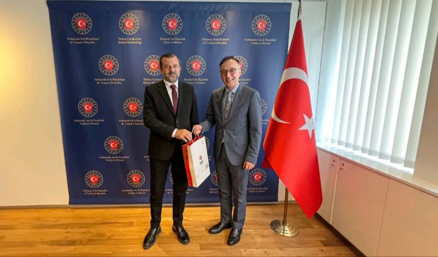 Gürsu Belediye Başkanı Mustafa Işık Gençlik Projeleri  İçin Avrupa'da
