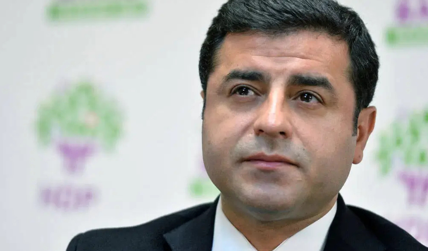 Selahattin Demirtaş'ın Tahliyesi Gündemde: Avukatlar Arasında Çelişkili Açıklamalar