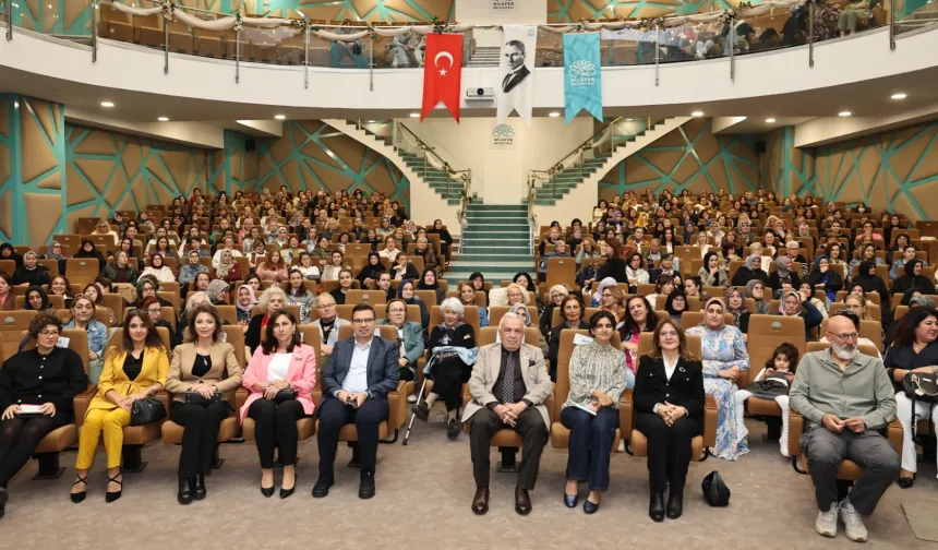 Bursa'da Nilüferli kadınlar Deniz Gezgin'le doğaya kulak verdi