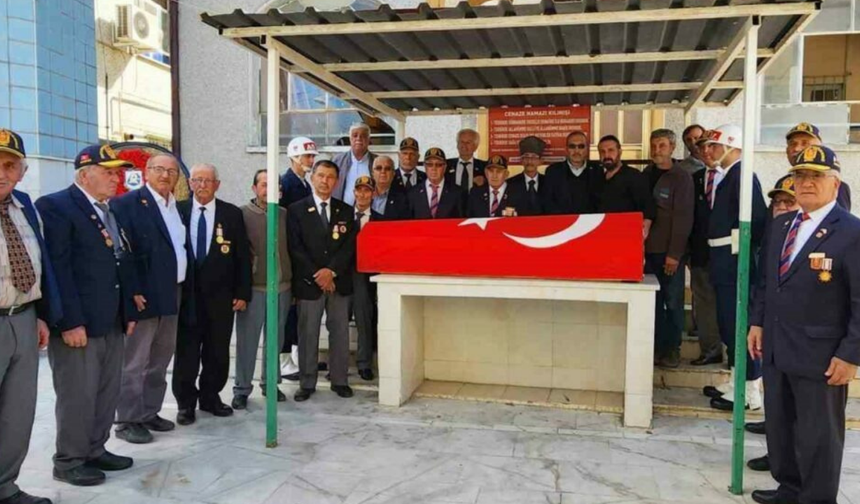 Bursa'da Üzücü Vefat: Kıbrıs Gazisi ve Dernek Başkanı Erdinç Hazar Son Yolculuğuna Uğurlandı