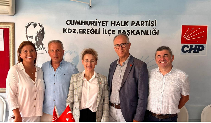 CHP Karadeniz Ereğli'de Tarihi Seçim: Yeni Kadın İlçe Başkanı Zerrin Yılmaz Erdoğan Oldu!