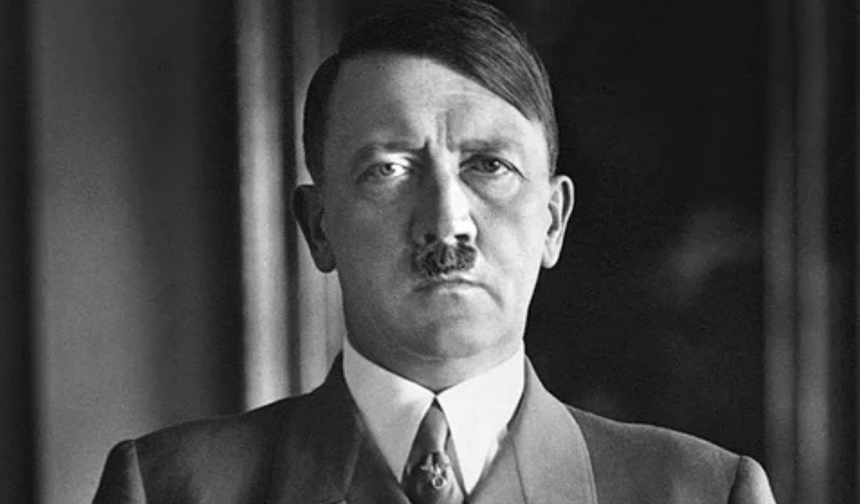 ADOLF HİTLER NASIL ÖLDÜ? İNTİHARIN ARDINDAN YAKILAN DİKTATÖR