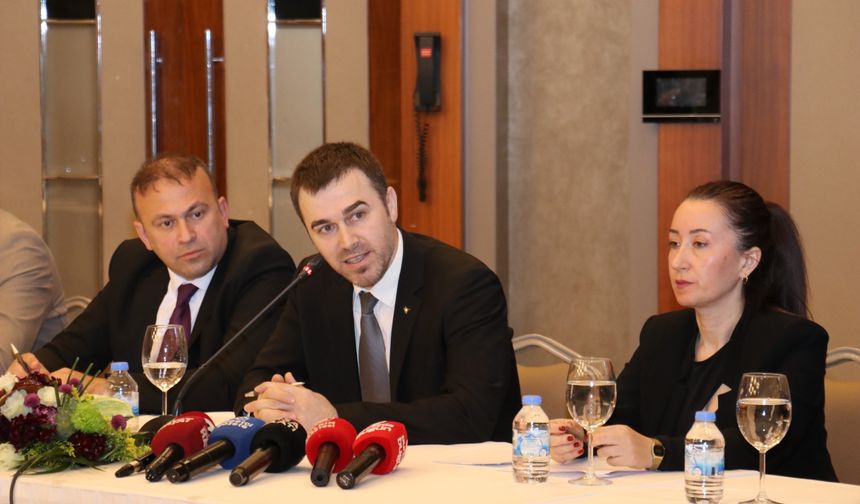 BURSA DİŞ HEKİMLERİ ODASI SEÇİMİNDE SULAR ISINIYOR: YENİLİK GRUBU ADAYLARINI DUYURDU!