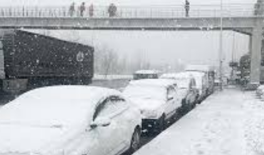 SON DAKİKA: Yarın Okullar Tatil mi? | 13 Ocak Salı İstanbul ve Ankara’da Okullar Var mı? İşte Kar Tatili Olan İller List