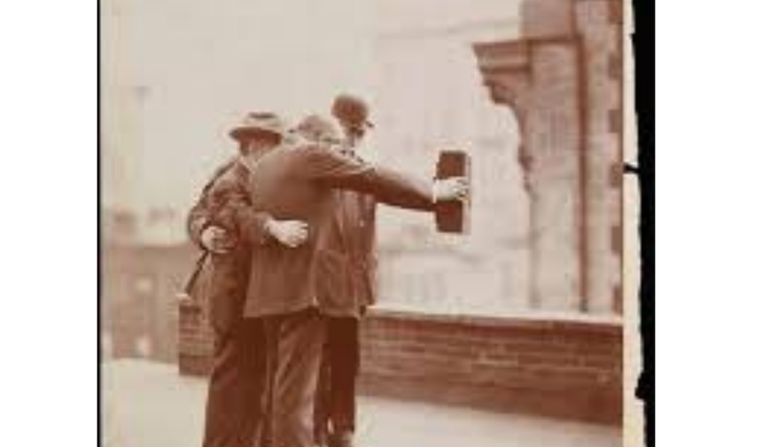 Tarihte Bilinen İlk Selfie Kaç Yılında Çekilmiştir? İşte Fotoğrafçılık Tarihini Değiştiren O Kare