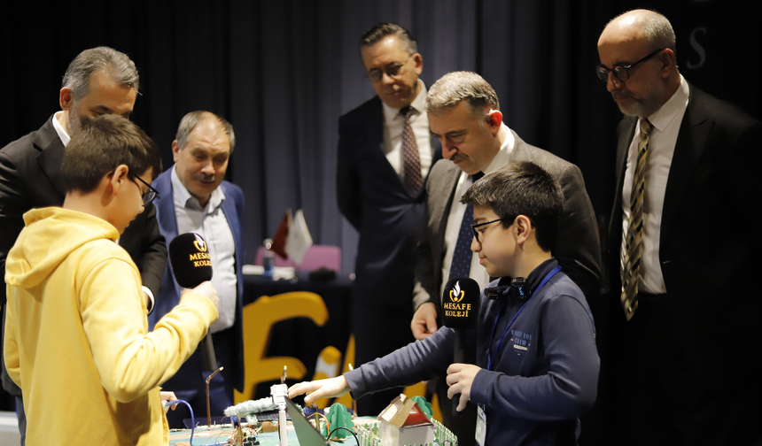 Bursa Mesafikir Finali: Genç Zihinlerin Sahnesi Geleceğe İlham Verdi