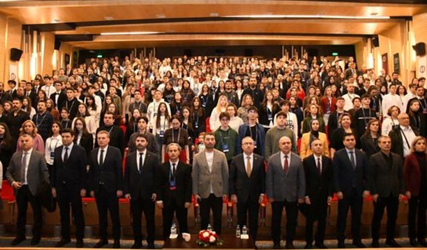 Bursa'dan 24 Proje, TÜBİTAK 2204-A Bölge Sergisi'nde Yarışacak