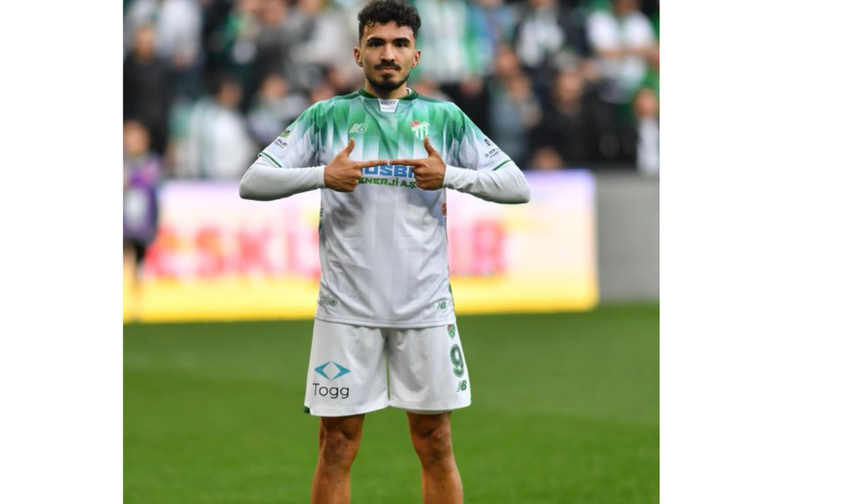 Bursaspor - Kırklarelispor: Salih Kavrazlı'dan Hat-Trick!