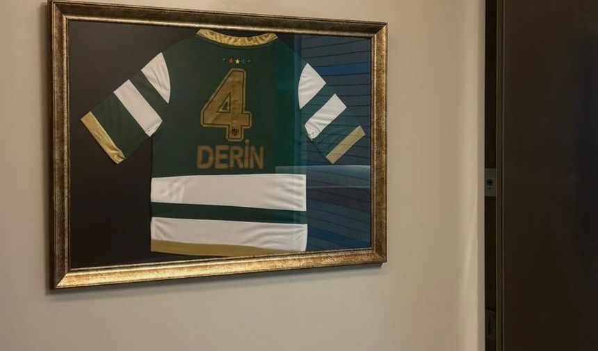 Ertuğrul Ersoy Baba Oldu: Derin Bebek Dünyaya Geldi