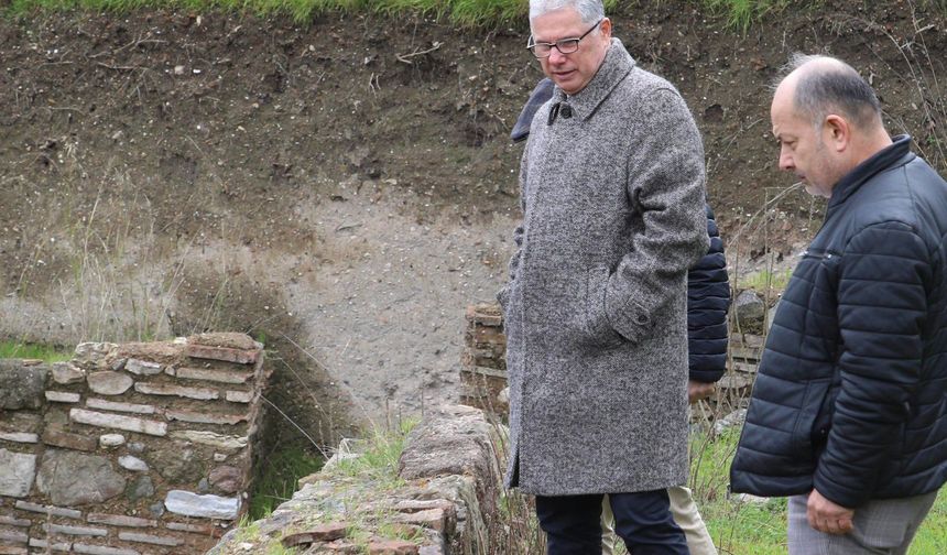 Myrleia Antik Kenti'nde Bursa Arkeoloji Müzesi Heyeti Ağırlanıyor