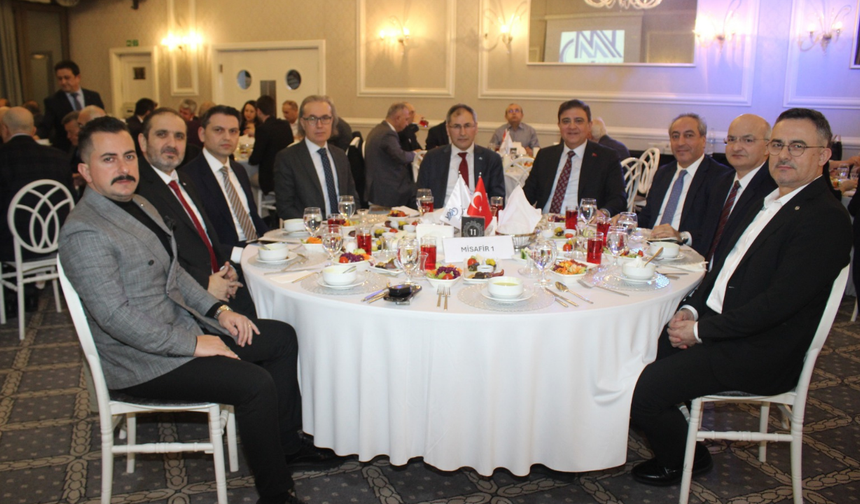 Bursalı Yeminli Mali Müşavirler İftar Sofralarında Buluştu