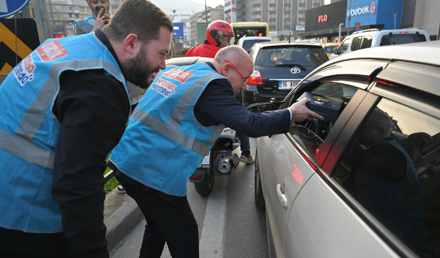 Davut Gürkan: “İftara Yetişemeyenlere AK Gençlik Yetişir”