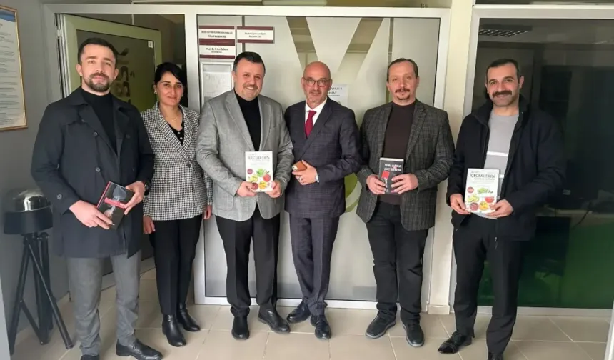 MHP'li Heyet Uludağ Üniversitesi'nde Spor Bilimleri Fakültesi Başkanı ile Buluştu