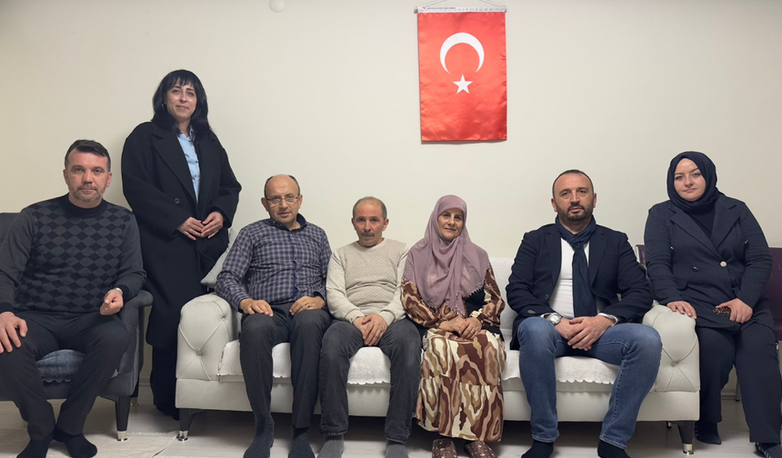 Mustafa Yavuz’dan Şehit Ailesine Ziyaret: “Şehitlerimizin Emaneti Başımızın Tacıdır”