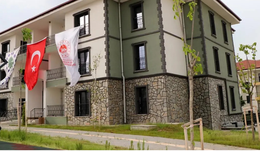 TOKİ kura heyecanı sürüyor,İstanbul ve Çorum için son durum