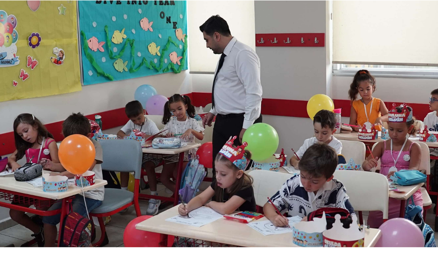 Okullar Ne Zaman Kapanıyor? 2026 Yaz Tatili ve Karne Günü Tarihi Açıklandı