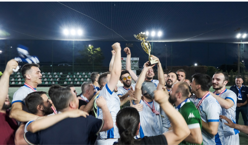 19. DOSAB-DOSABSİAD Geleneksel Futbol Turnuvası Şampiyonu GRAMMER