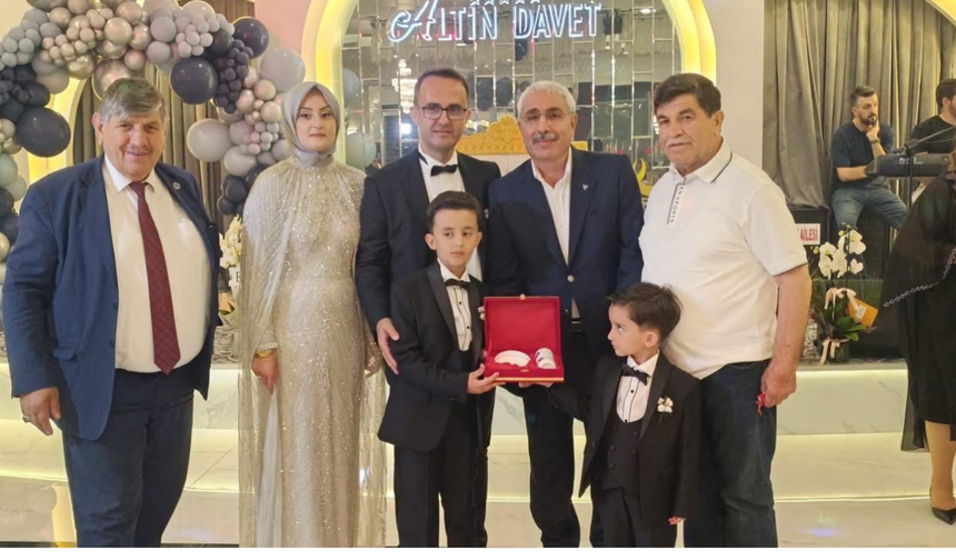 Bursa Kanserle Savaş Derneği Yönetim Kurulu Başkanı Ümit Ecemiş'in Mutlu Günü