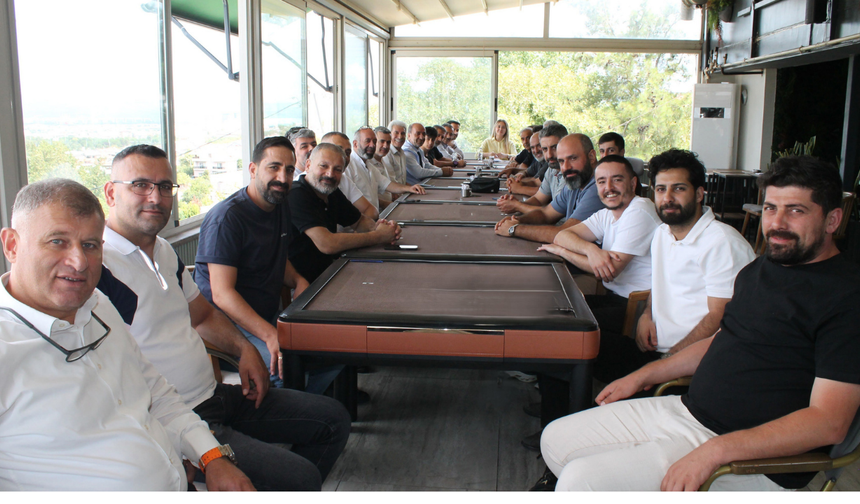 Bursalı Marketçilerden İbrahim Burkay Başkanlığında KOBİ OSB’ye Övgü