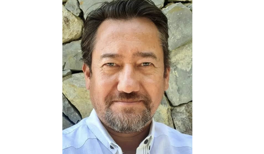 Serdar Akinan Neden Yurt Dışında? Serdar Akinan Kaçtı Mı, Nerede Yaşıyor?
