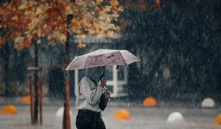 AKOM uyardı: Yağışlı hava geri geliyor